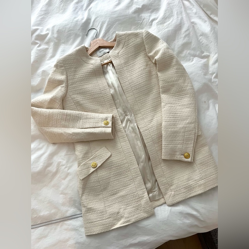 Aritzia Babaton Coat, white